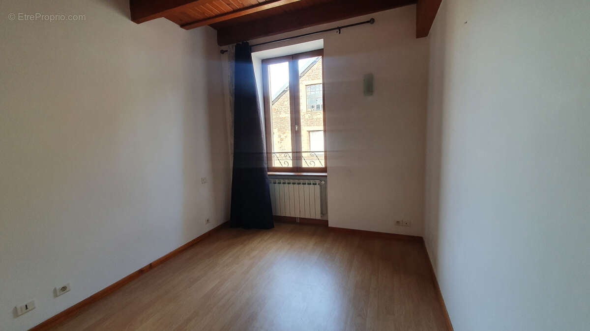 Appartement à SAINT-AFFRIQUE