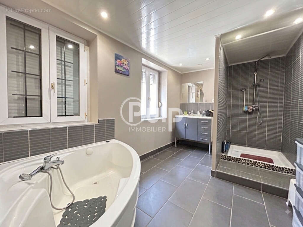 Longère de 100m2 sur Houdain 3 chambres - photo 3