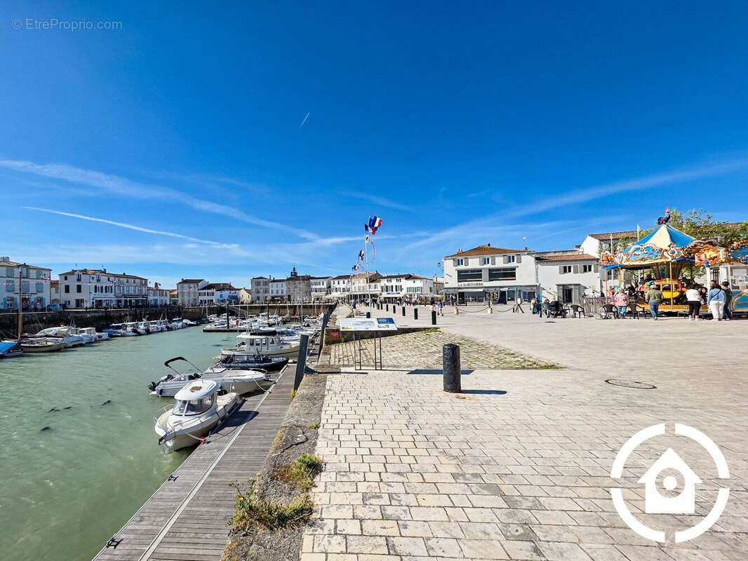 Maison à LA FLOTTE