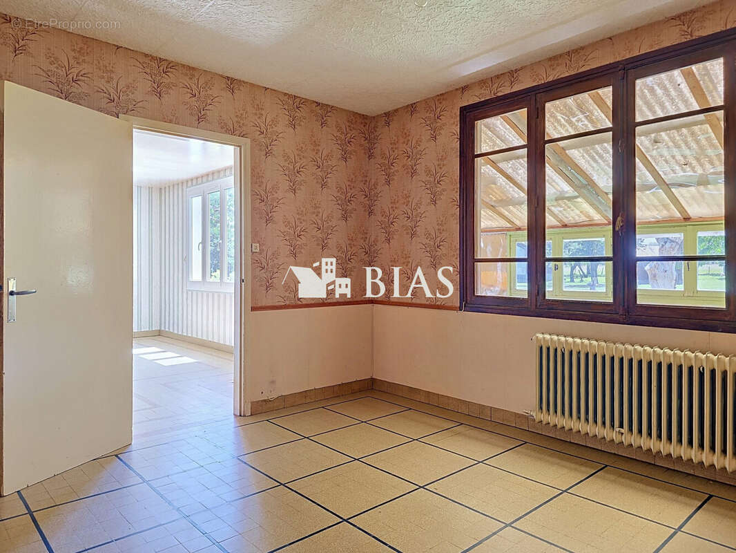 Maison à JUMIEGES
