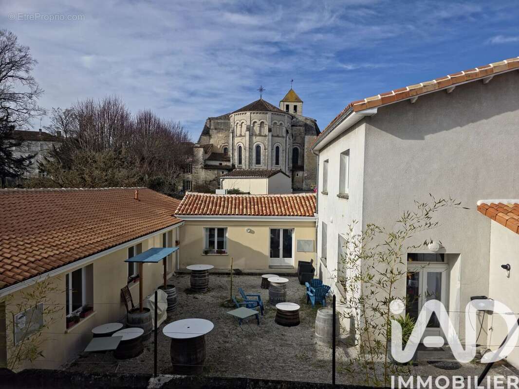 Photo 4 - Appartement à BARBEZIEUX-SAINT-HILAIRE