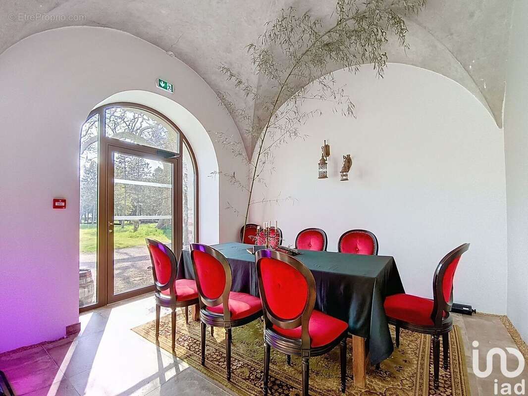 Photo 3 - Commerce à SAULCE-SUR-RHONE