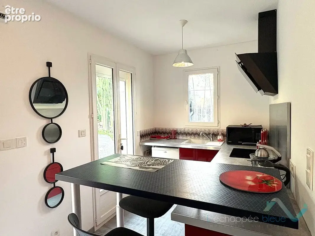 Vente maison T5 avec piscine sur un terrain d'environ 509m2 à Cogolin - photo 12