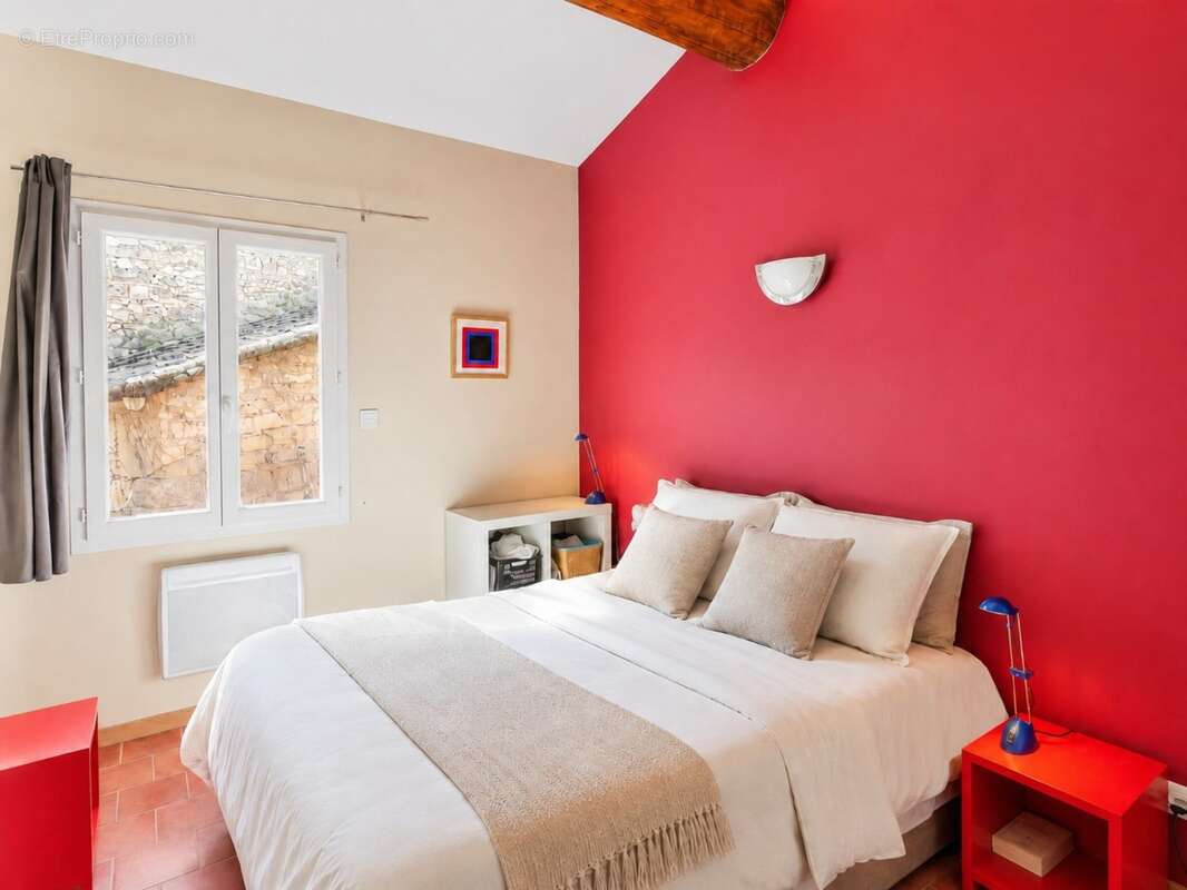 Maison de village avec atelier à vendre à Collias – Idéale pour vivre et travailler - photo 9
