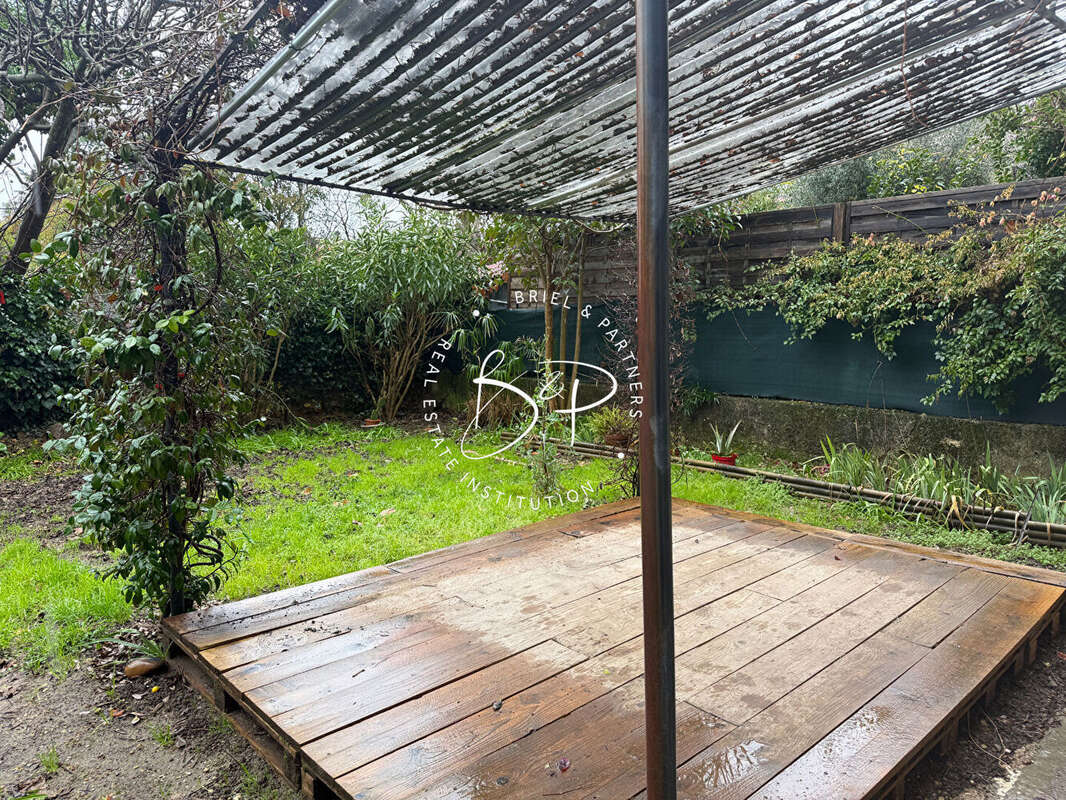 Appartement à LORGUES