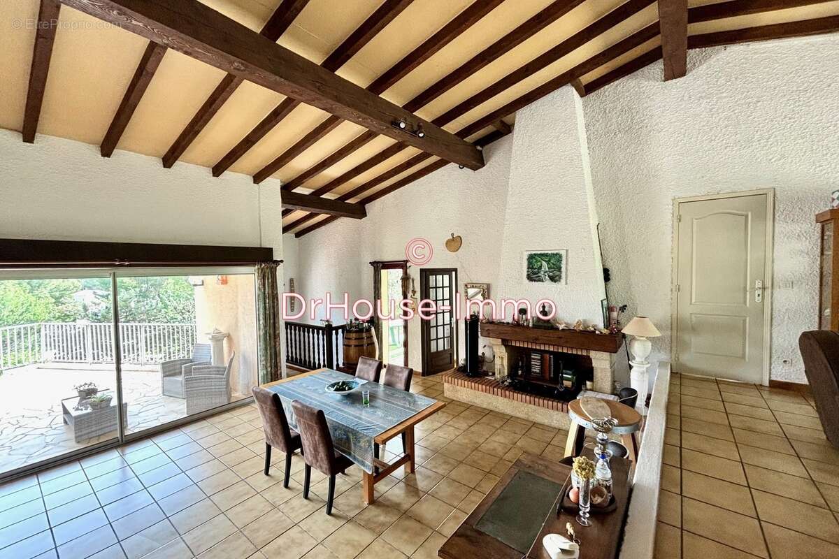 Maison à LEZIGNAN-CORBIERES