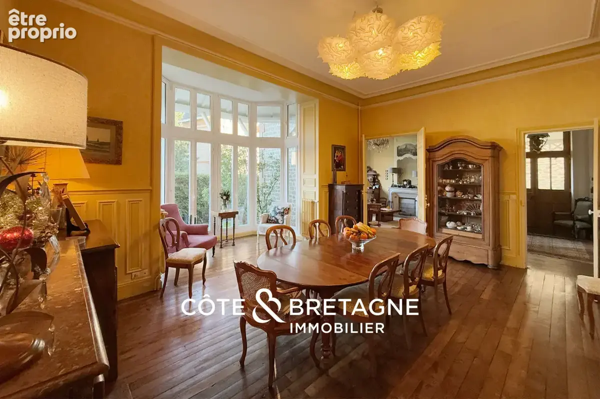 Maison de caractère à Dinan   Demeure bourgeoise avec gîte  Réf : 2025136 - photo 5