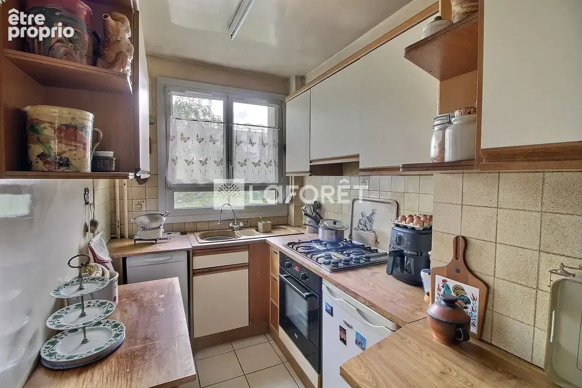 Appartement Rueil Malmaison 4 pièce(s) 66 m2 - photo 6