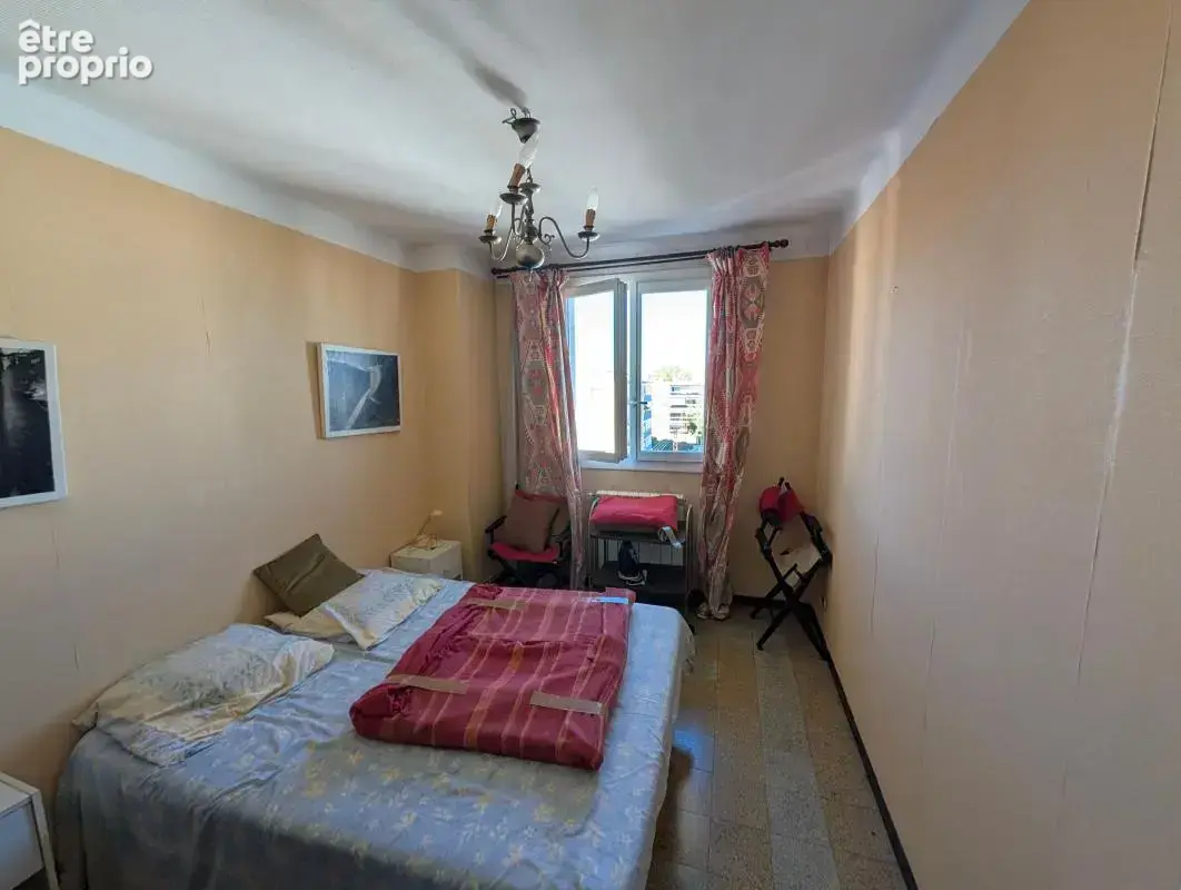 Appartement T3 À Vendre, Idéal investisseur avec ascenseur - photo 2