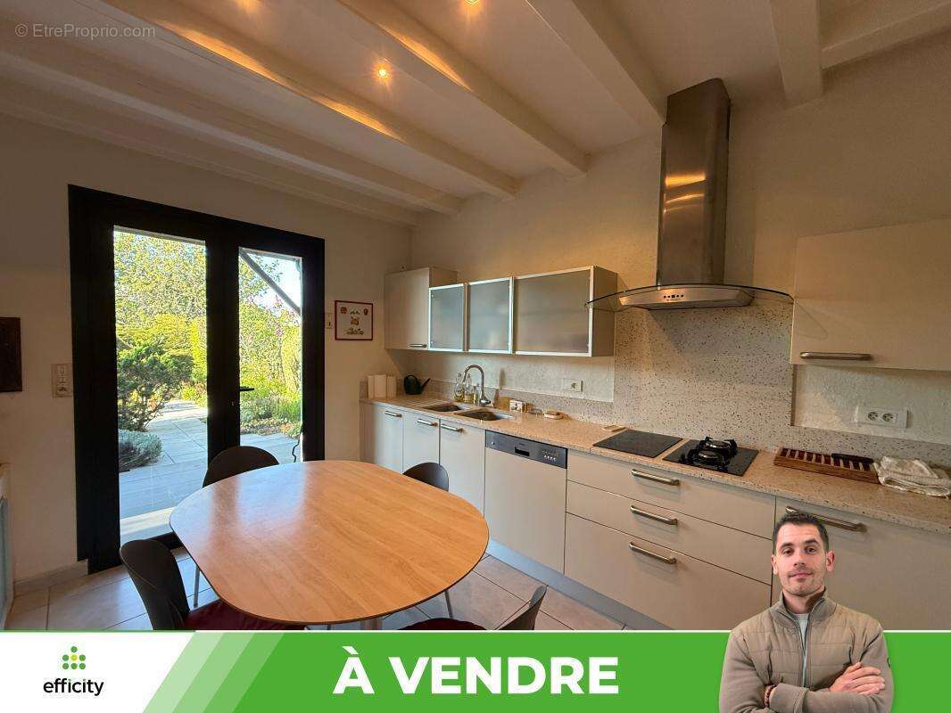 Maison à BUXEROLLES
