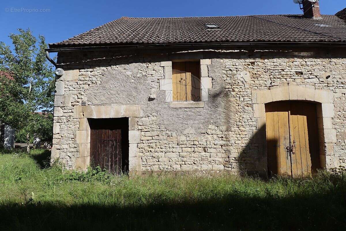 Maison à BAZARNES