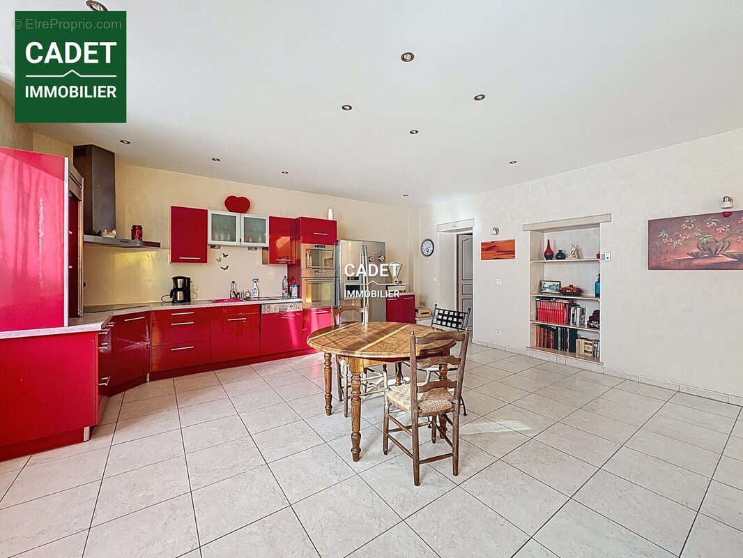 Maison à LA LUCERNE-D'OUTREMER