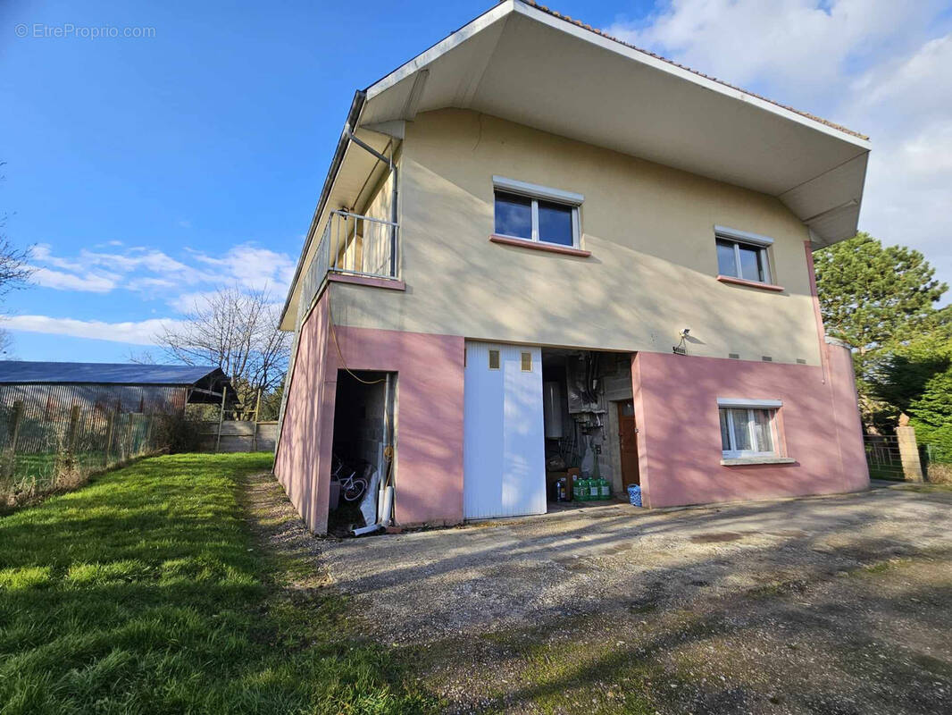 Appartement à FRANLEU