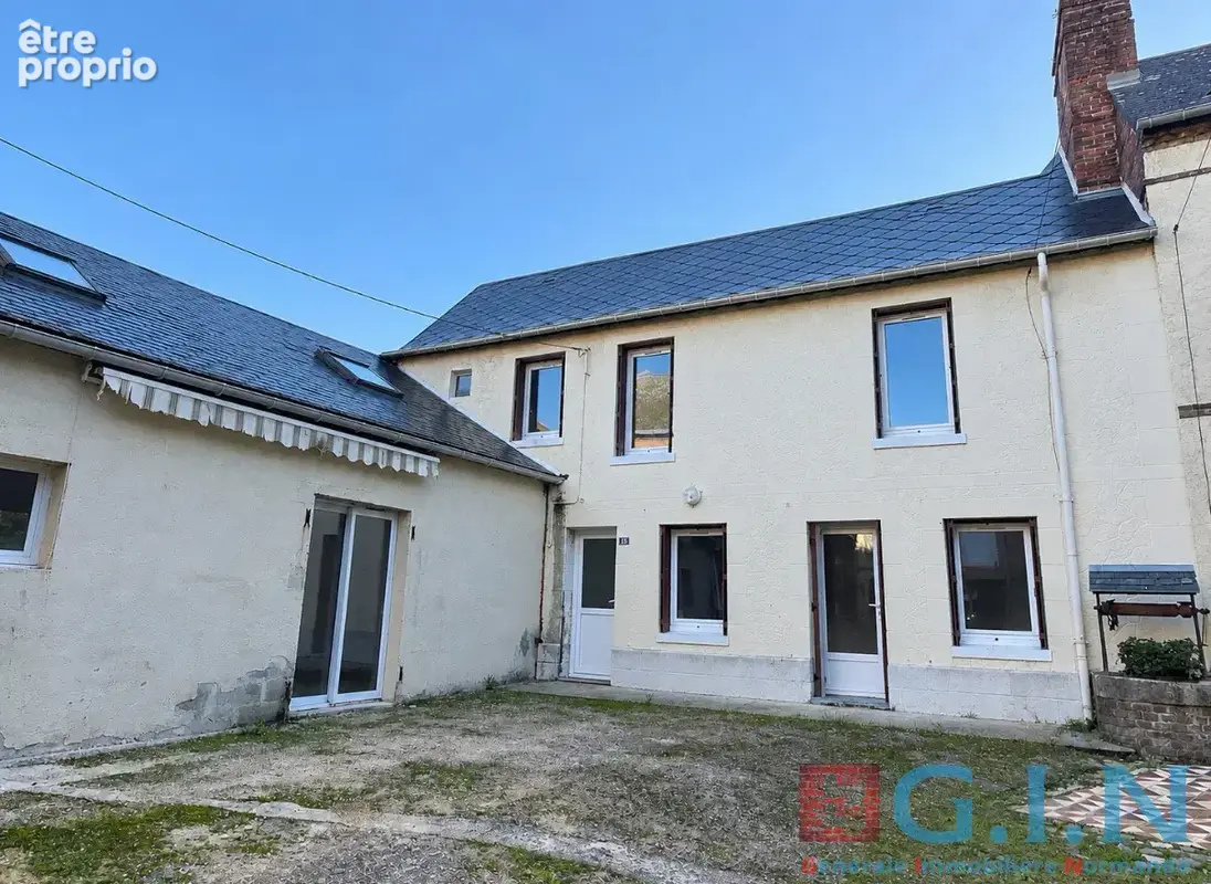 Charmante maison de ville aux multiples possibilités d’aménagement - photo 1