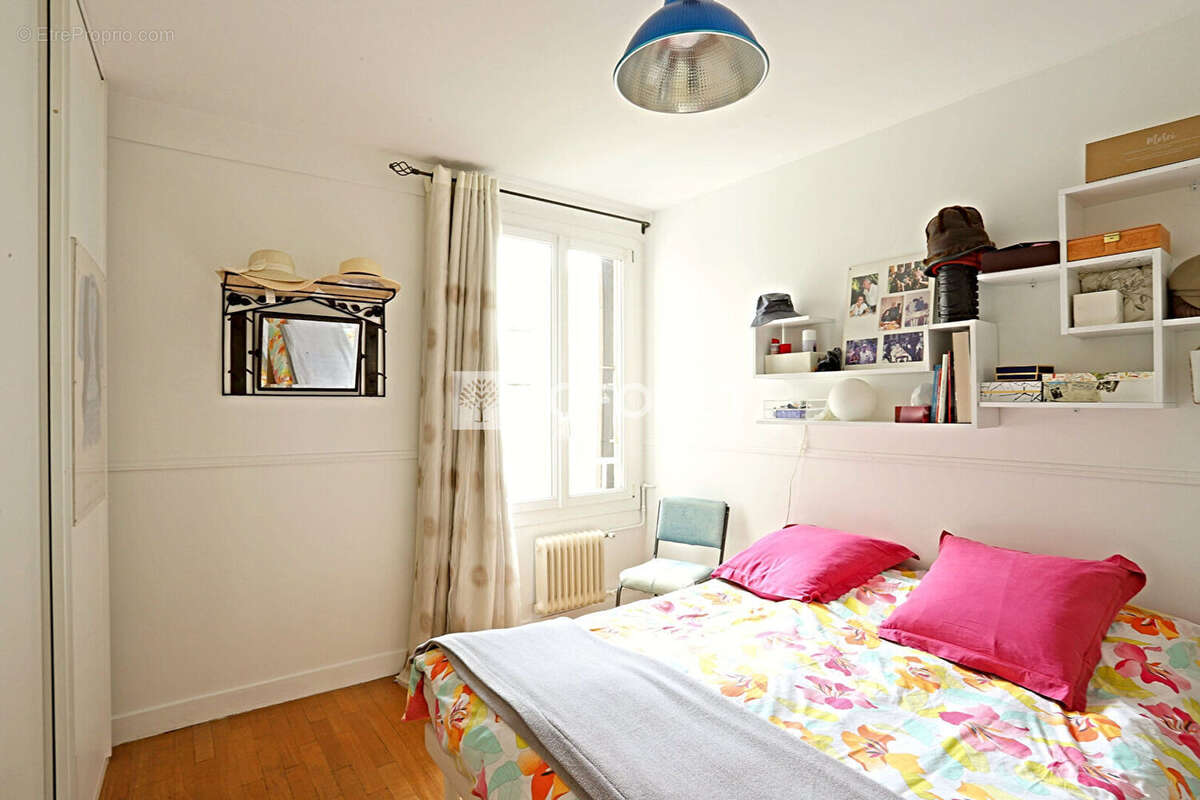 Appartement à PARIS-14E