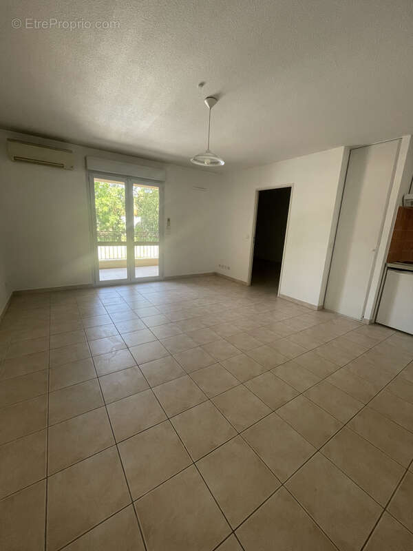 Appartement à LA DESTROUSSE