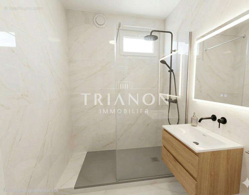 Appartement à LES CLAYES-SOUS-BOIS