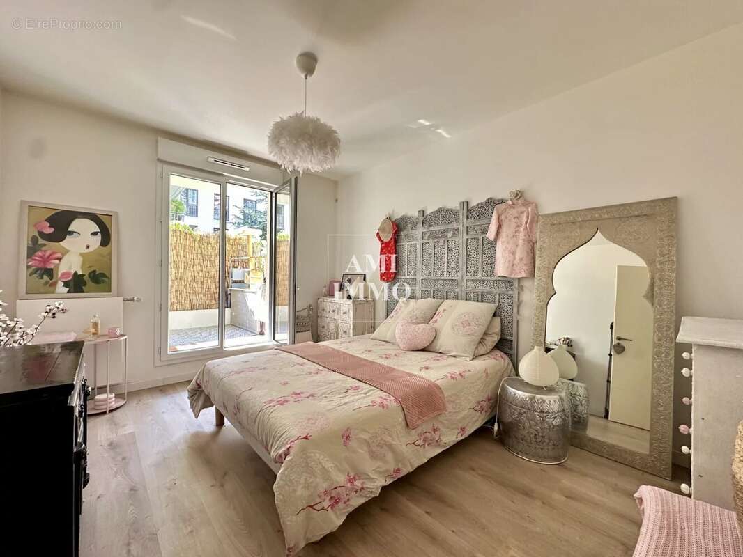 Appartement à CHATILLON
