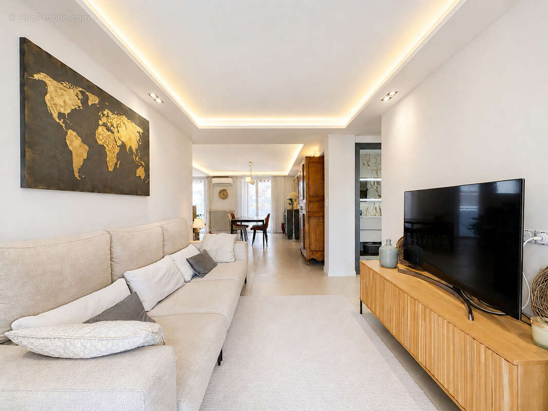 Cannes palm beach - 3 pièces traversant 72 m2 - double extérieur - garage disponible - à 3 min des plages - photo 3
