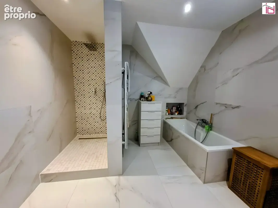 Maison 7 pièces 213 m² à vendre à Zillisheim (68720) - photo 8