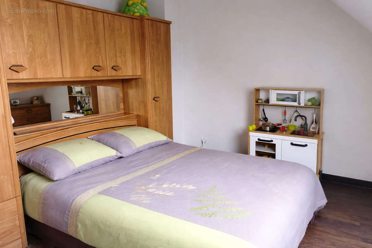 Maison à GRISY-SUISNES