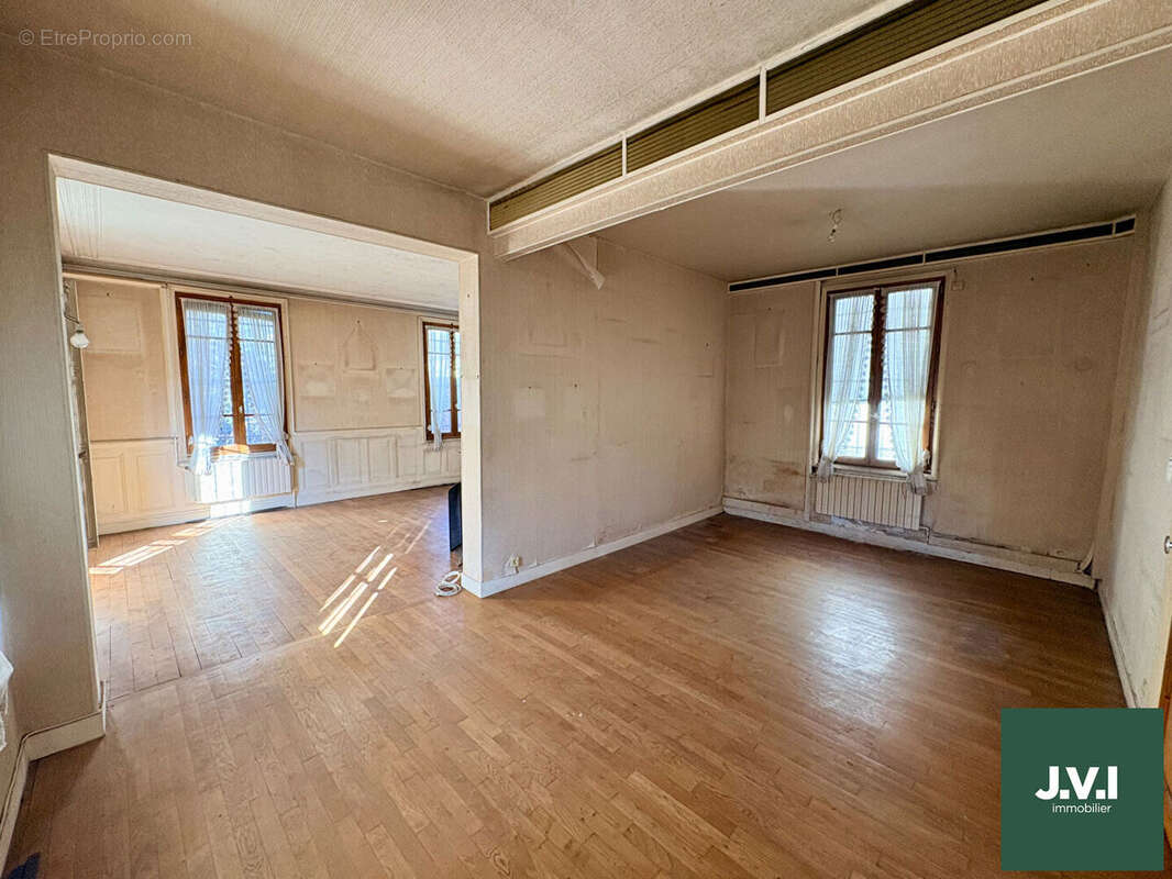 Maison à MONTMORENCY