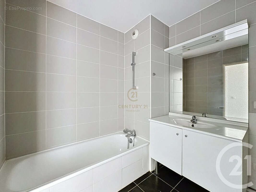 Appartement à LYON-8E