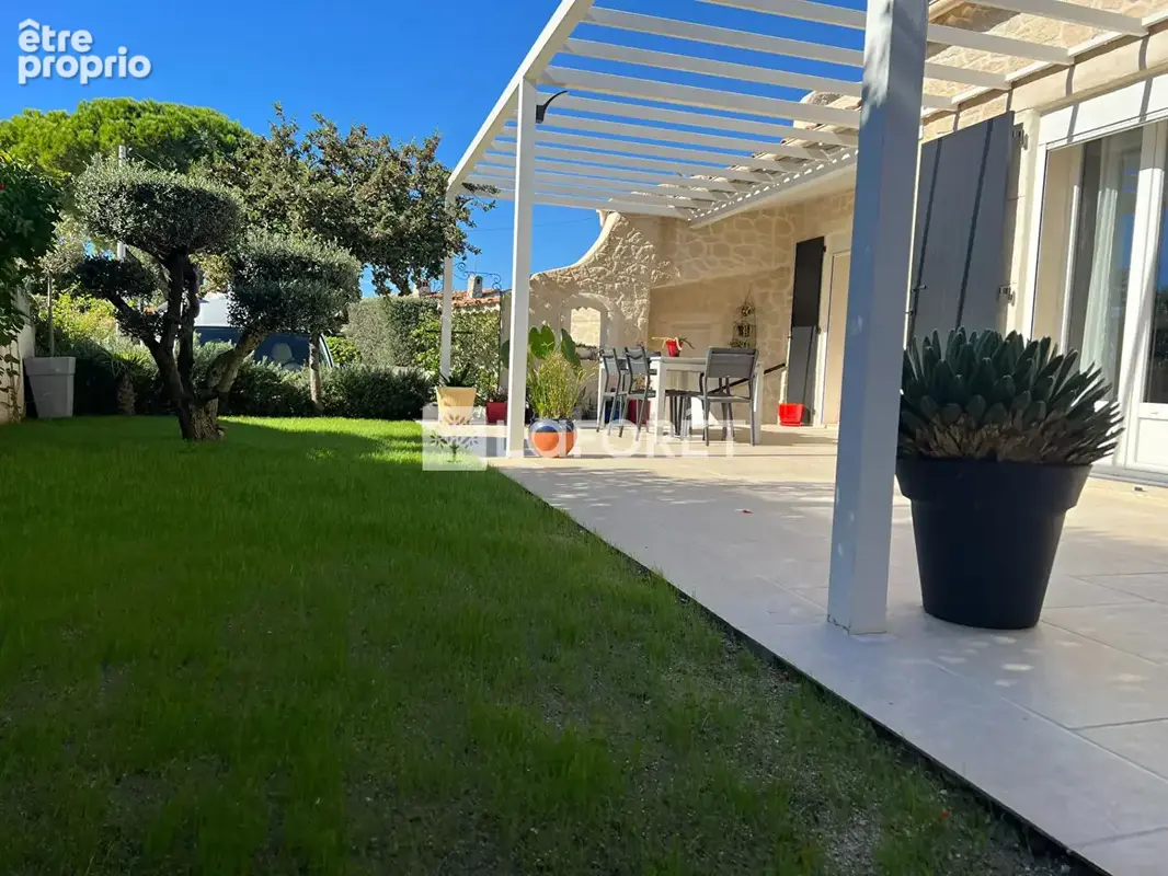 Maison Saint Mitre Les Remparts T4 garage - photo 2