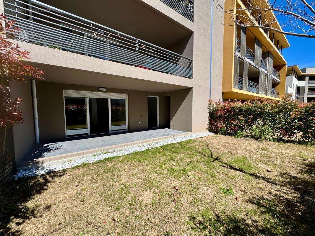 Appartement à FREJUS