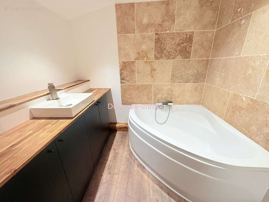 Appartement à VERTHEUIL