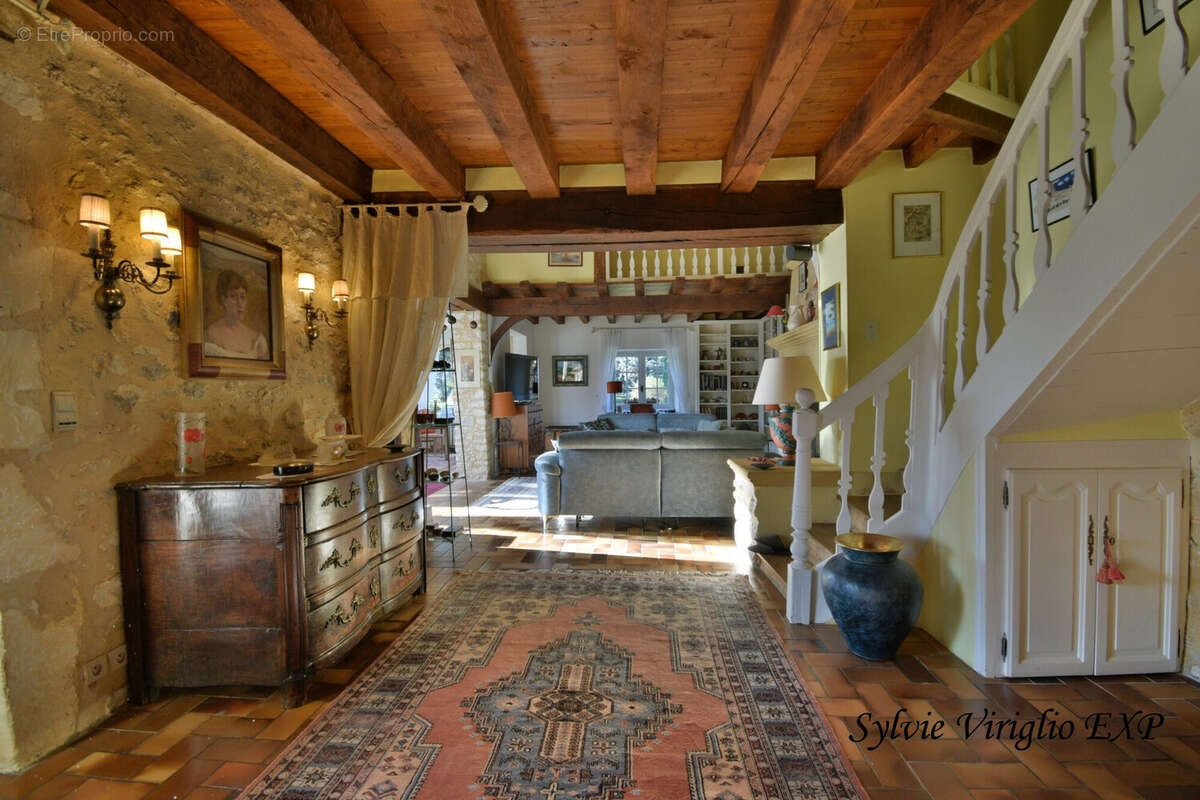 Maison à BEAUMONT-DU-PERIGORD