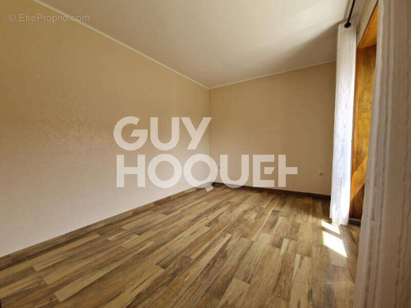 Maison à COURSON-LES-CARRIERES