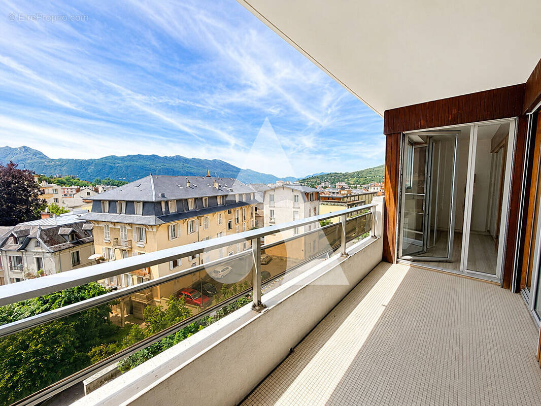 Appartement à AIX-LES-BAINS