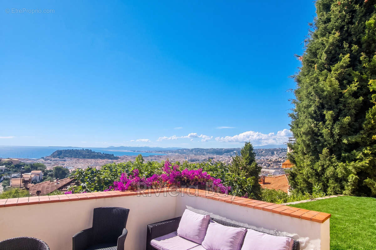Maison 338 m² à Nice  - photo 2