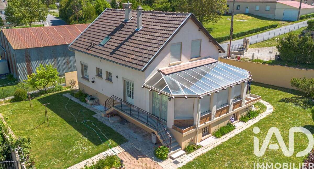 Photo 2 - Maison à BERGERES-LES-VERTUS