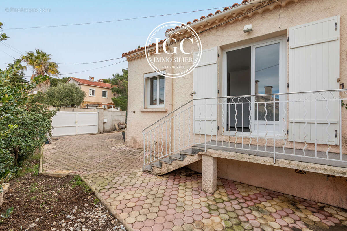 Maison à SAUSSET-LES-PINS