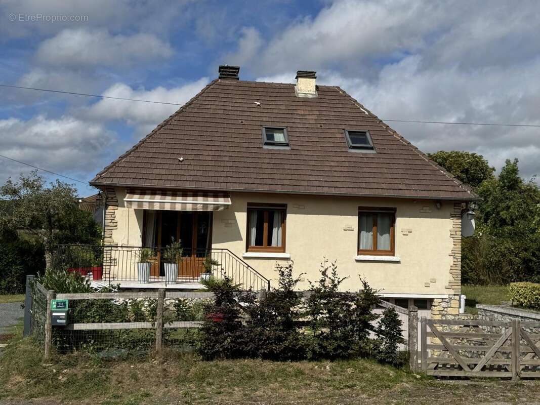 Maison à PONT-L'EVEQUE