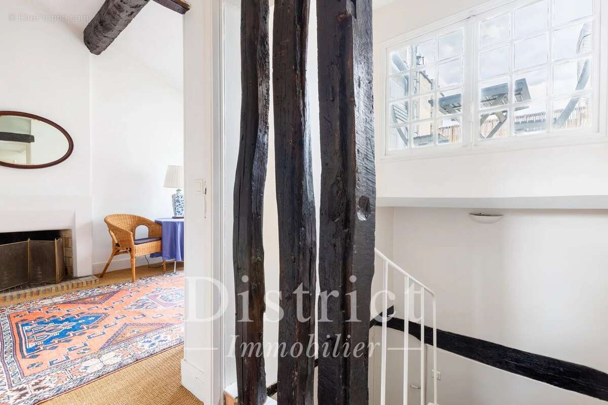 Appartement à PARIS-4E