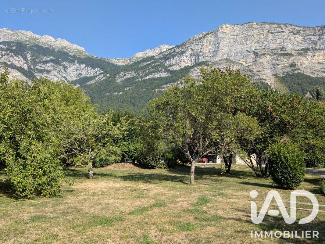 Terrain 770 m² à Saint-Paul-De-Varces  - photo 4