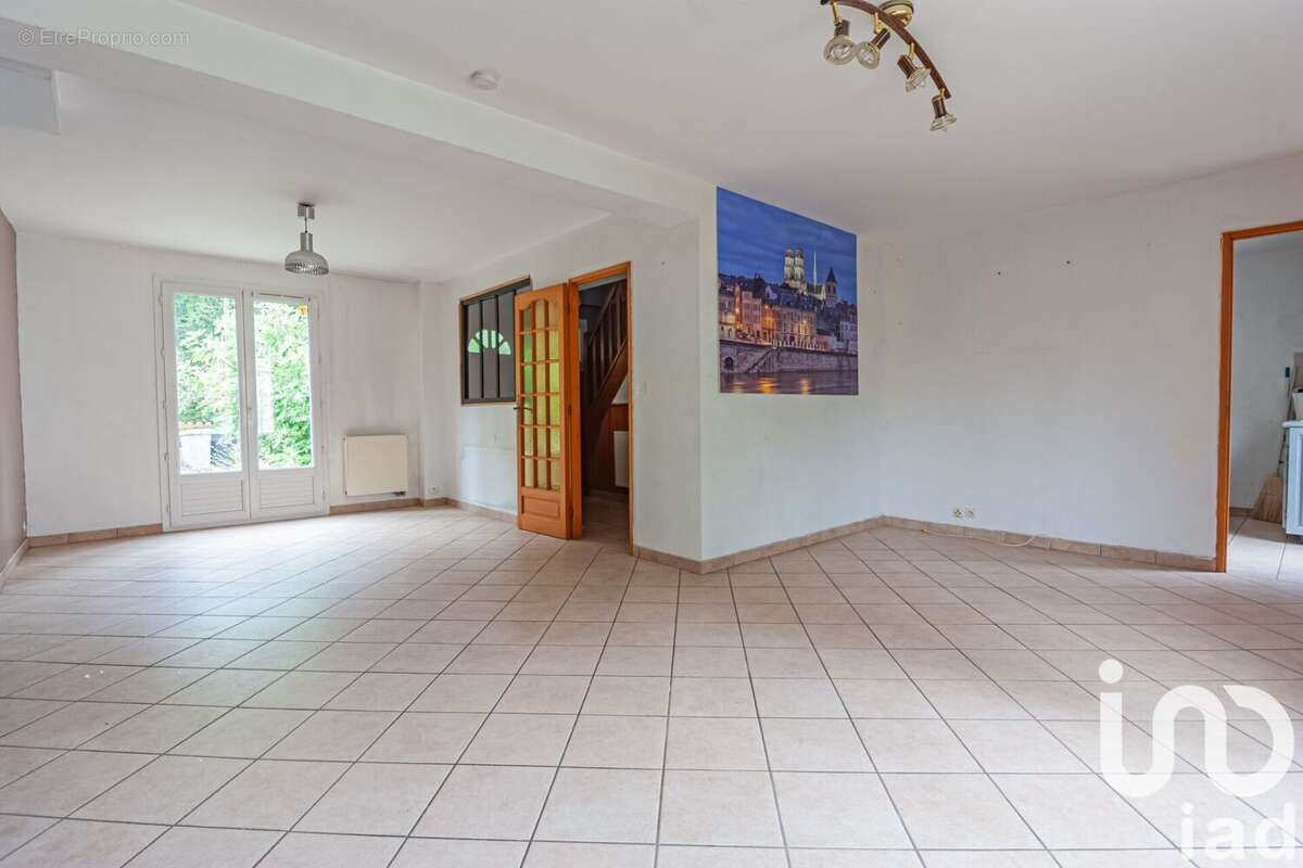 Photo 3 - Maison à SAINT-PIERRE-LES-NEMOURS