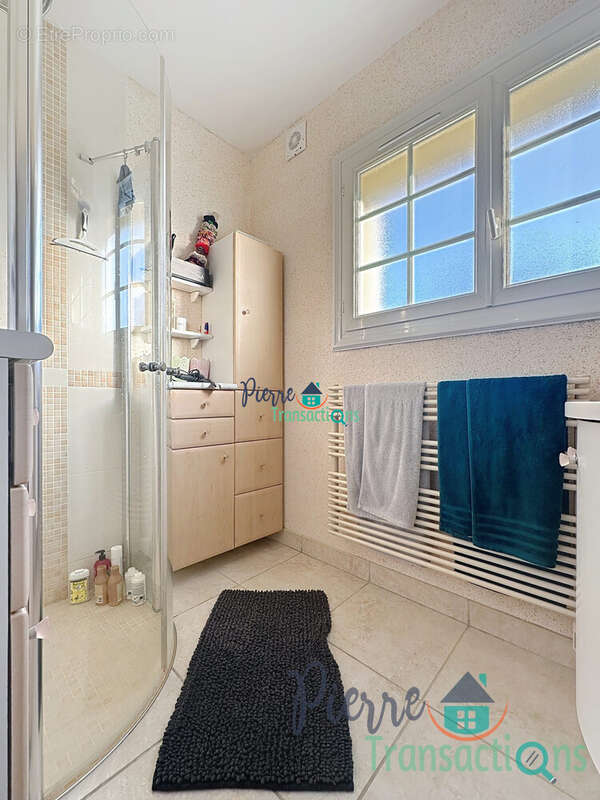 Maison à LILLEBONNE