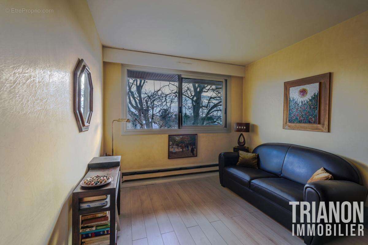 Appartement à SAINT-GRATIEN