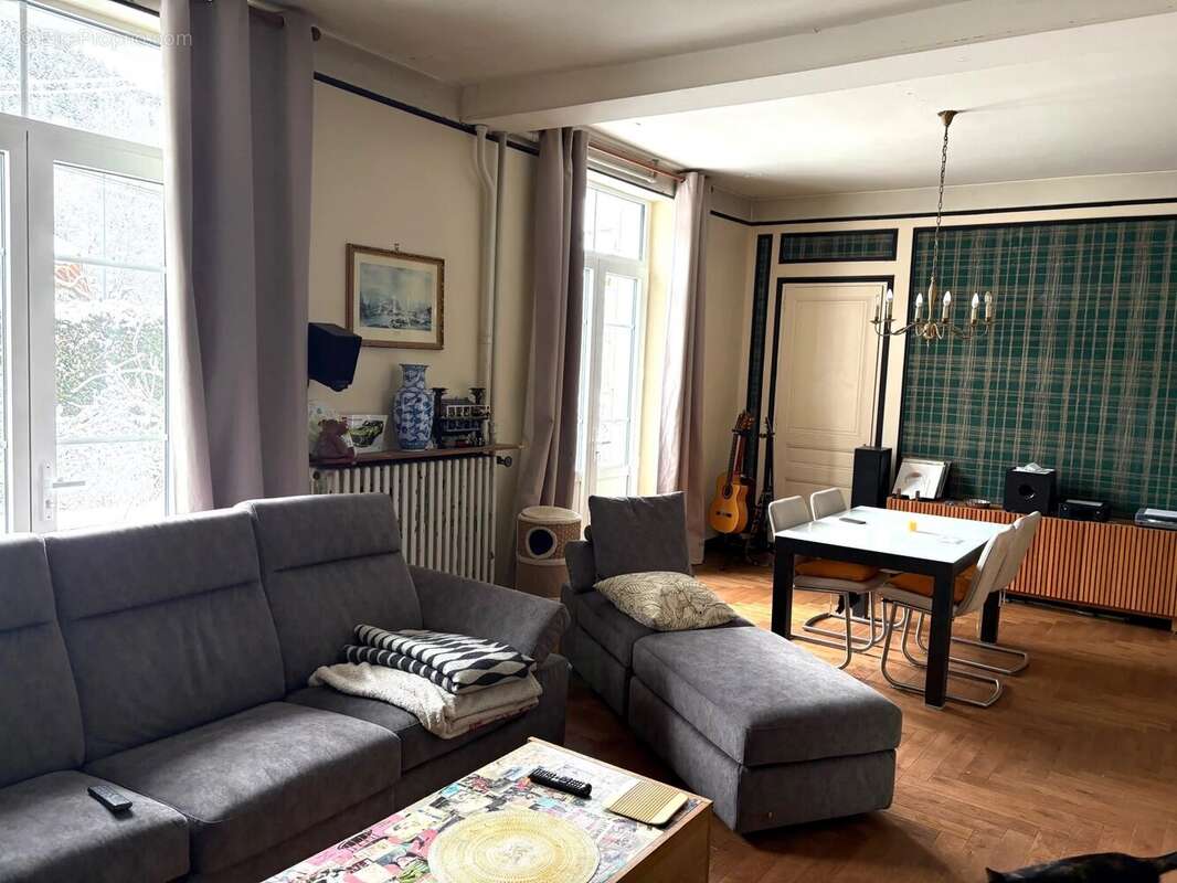 Maison à MONESTIER-DE-CLERMONT