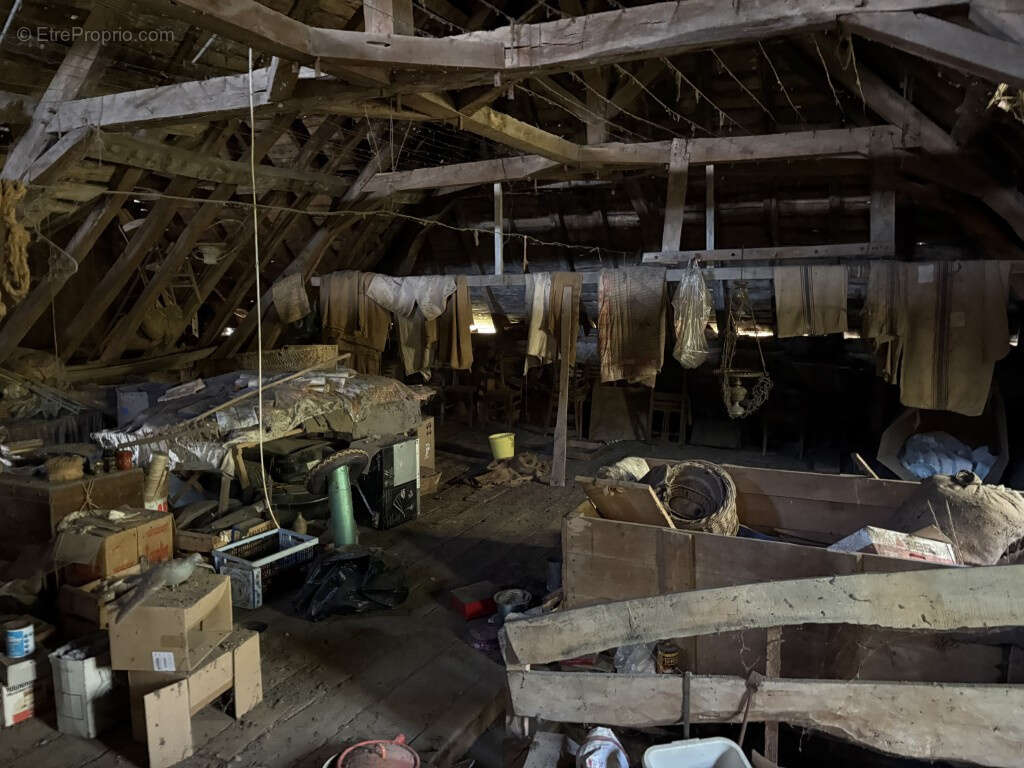 Maison à SAINT-AULAIRE