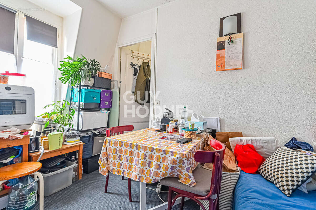 Appartement à PARIS-12E