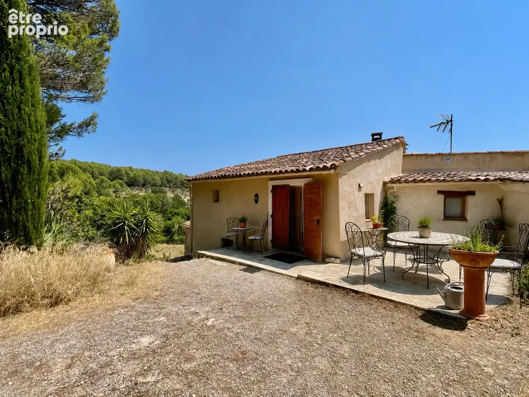 FLAYOSC   Ensemble immobilier de caractère sur plus de 9 400 m2 de terrain - photo 2