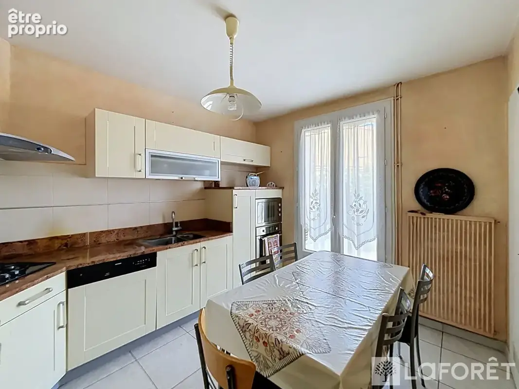 Villa 4 chambres avec garage et jardin - photo 3
