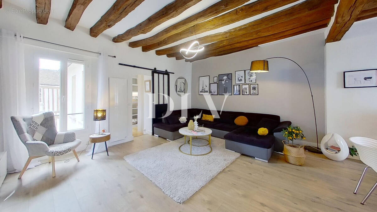 Appartement à FONTAINEBLEAU