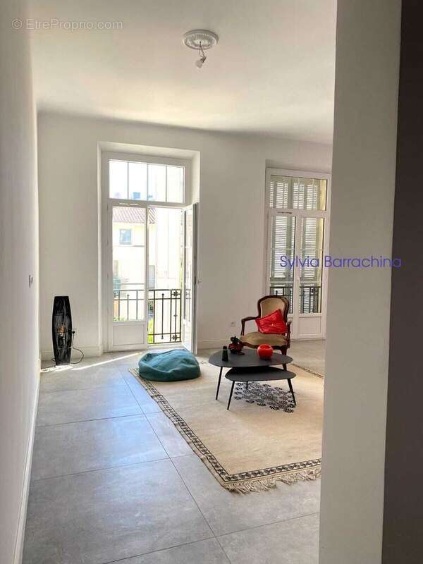Appartement à HYERES