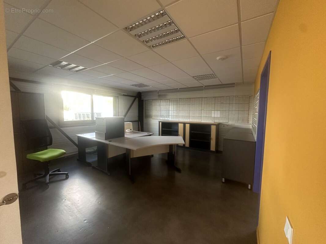 Commerce à LA FORET-FOUESNANT